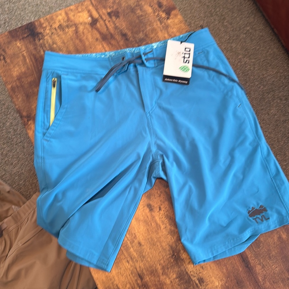 Stio boardshorts new